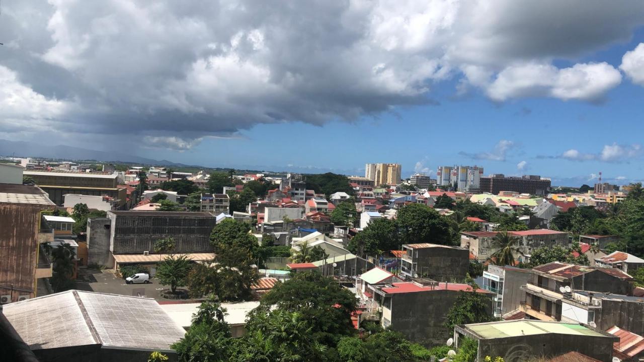 Appartement Avec Vue Panoramique De Pointe-A-Pitre Buitenkant foto